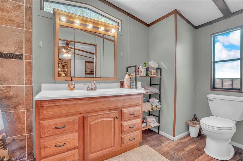 33 Plantation DR, EVERGLADES CITY FL 34139-21