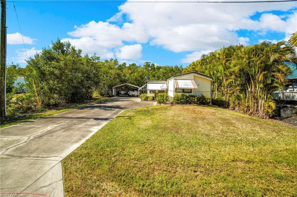 33 Plantation DR, EVERGLADES CITY FL 34139-34