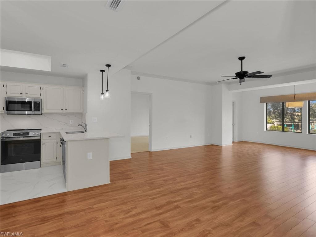 201 Arbor Lake DR 204-6