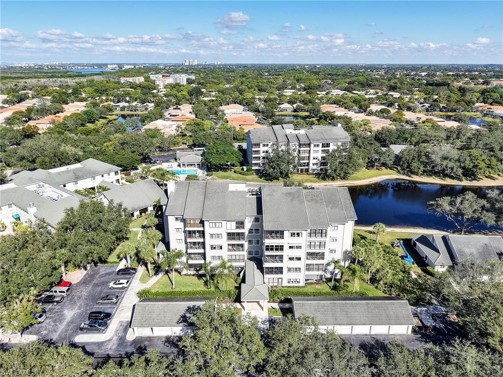 201 Arbor Lake DR 204-27
