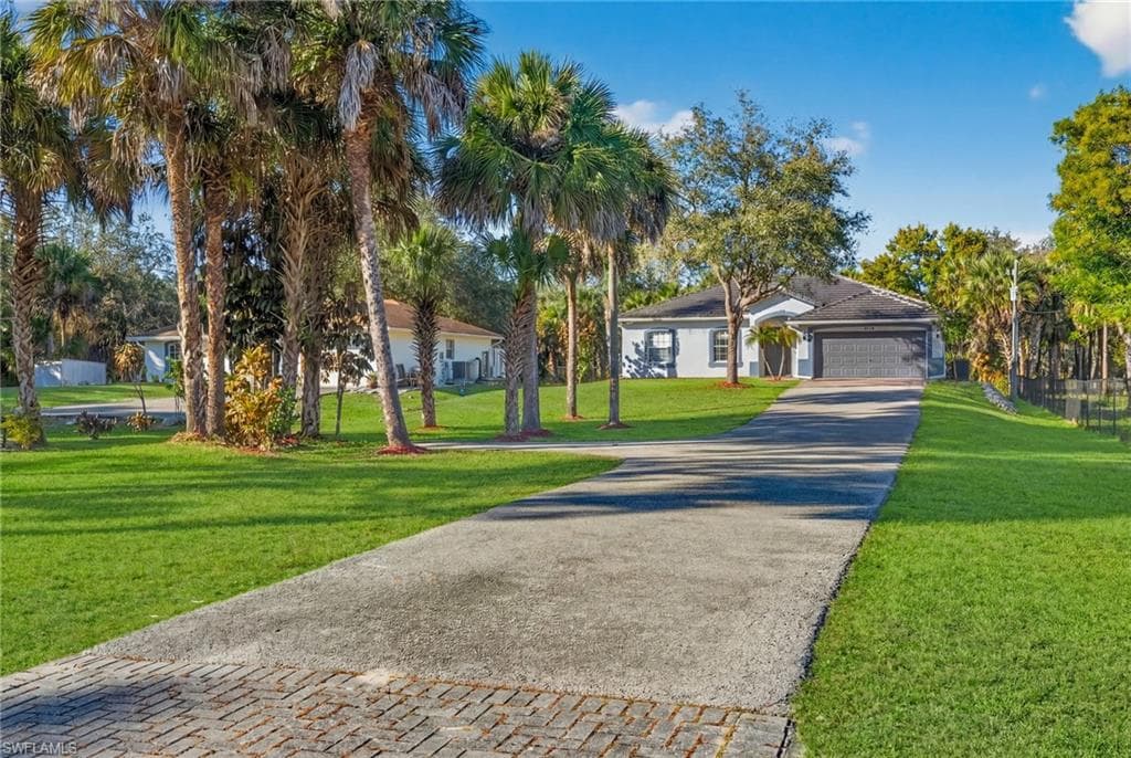 4093 24th AVE SE, NAPLES FL 34117-2