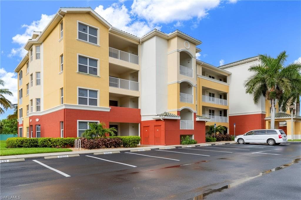11041 Gulf Reflections DR # 306, FORT MYERS FL 33908-26