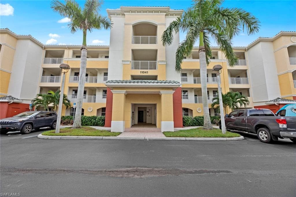 11041 Gulf Reflections DR # 306, FORT MYERS FL 33908-1