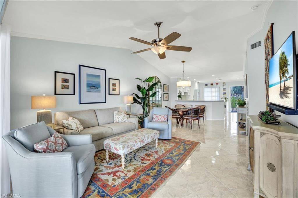 7742 Emerald CIR # V203, NAPLES FL 34109-2