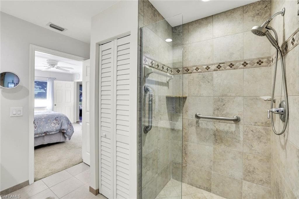 7742 Emerald CIR # V203, NAPLES FL 34109-9