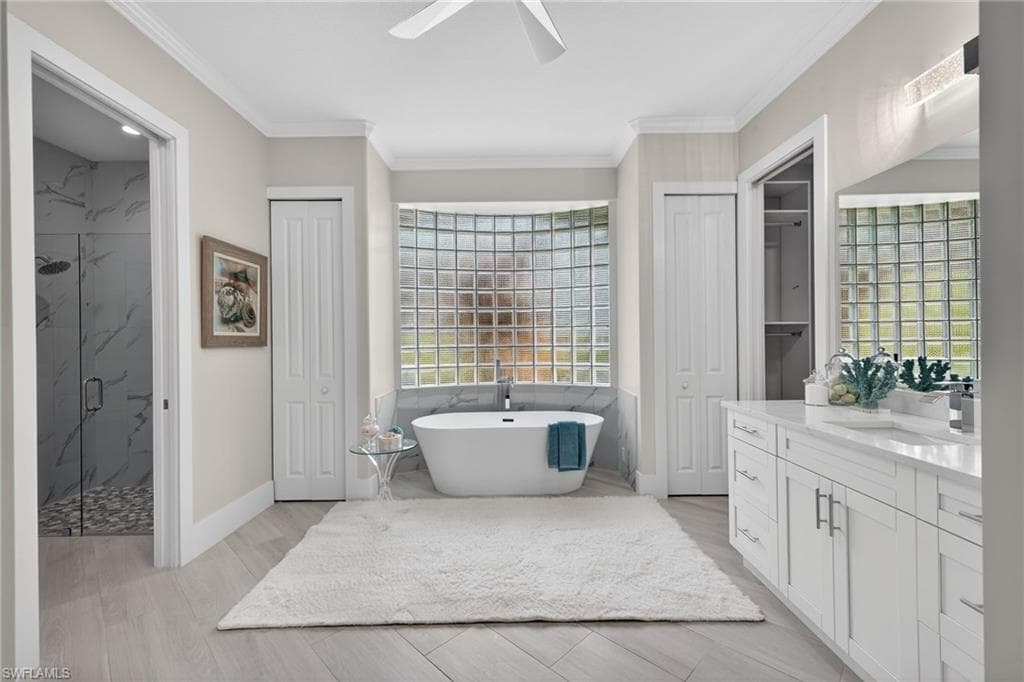 6461 Livingston Woods LN-15