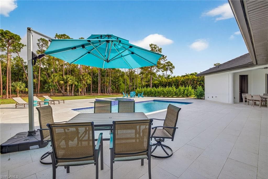 6461 Livingston Woods LN-33