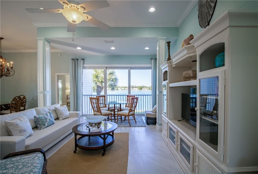 2611 Citrus Lake DR # 203, NAPLES FL 34109-4
