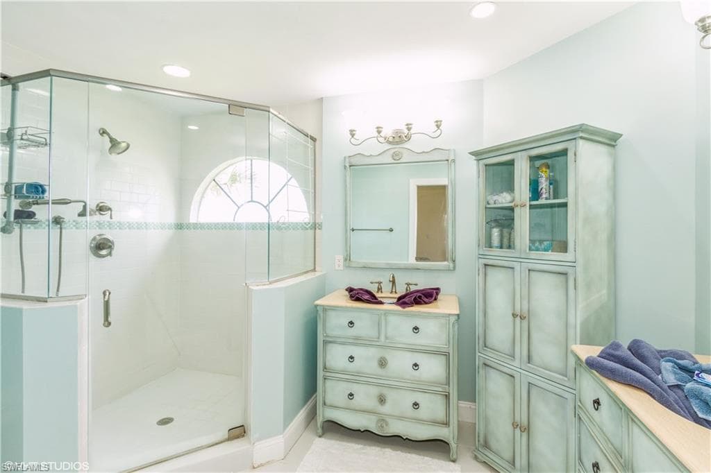 2611 Citrus Lake DR # 203, NAPLES FL 34109-13
