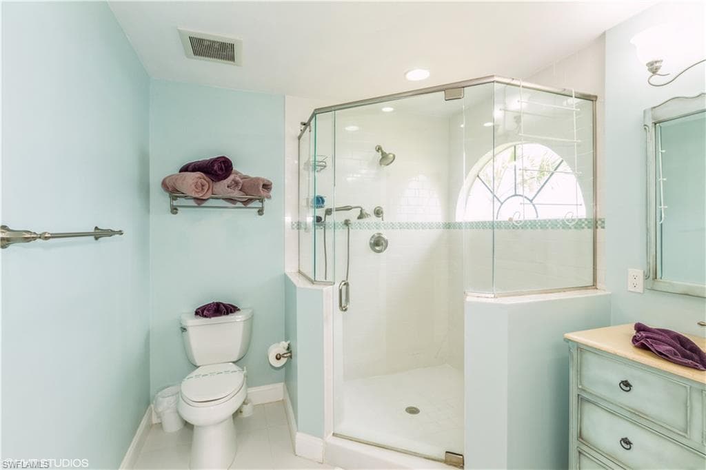 2611 Citrus Lake DR # 203, NAPLES FL 34109-14