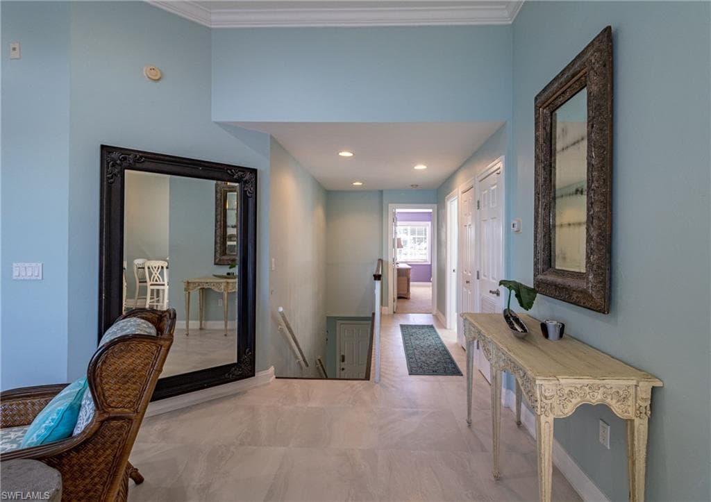 2611 Citrus Lake DR # 203, NAPLES FL 34109-18