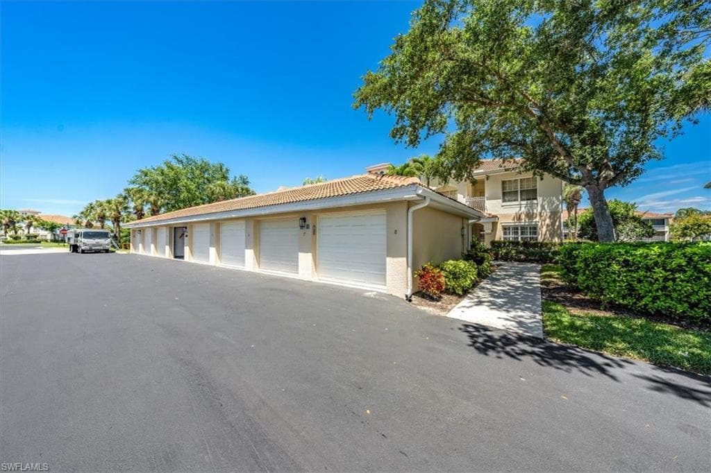 3009 Driftwood WAY # 2807, NAPLES FL 34109-22