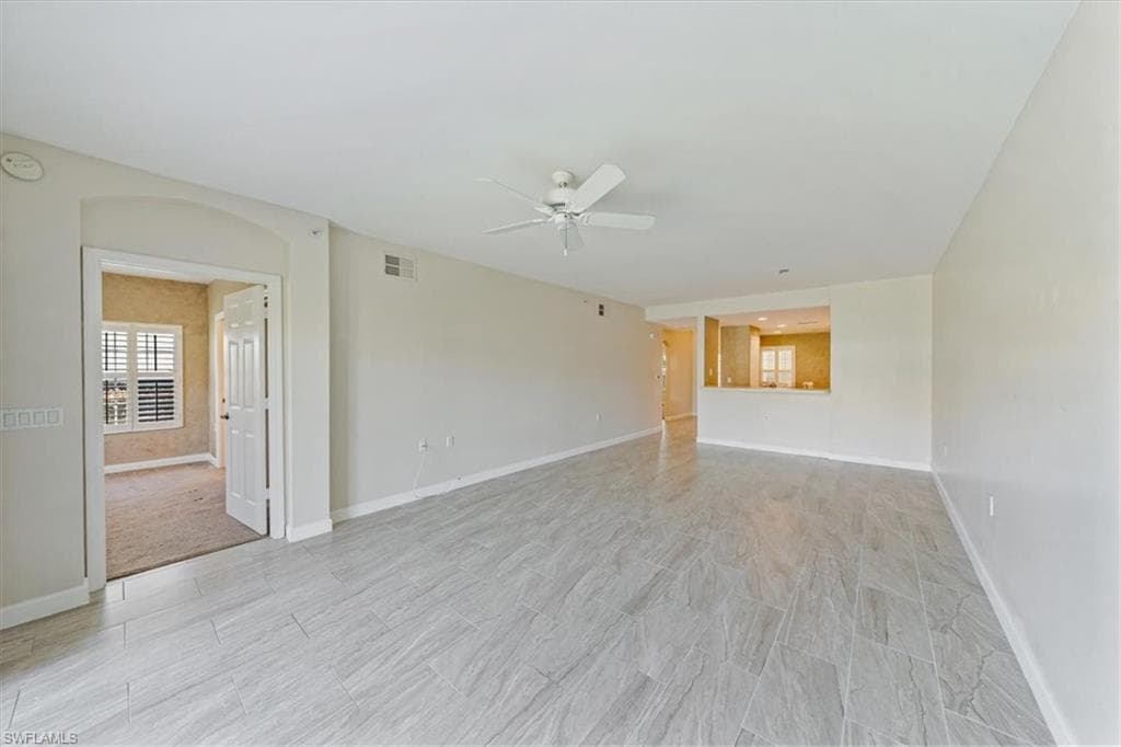 3009 Driftwood WAY # 2807, NAPLES FL 34109-6