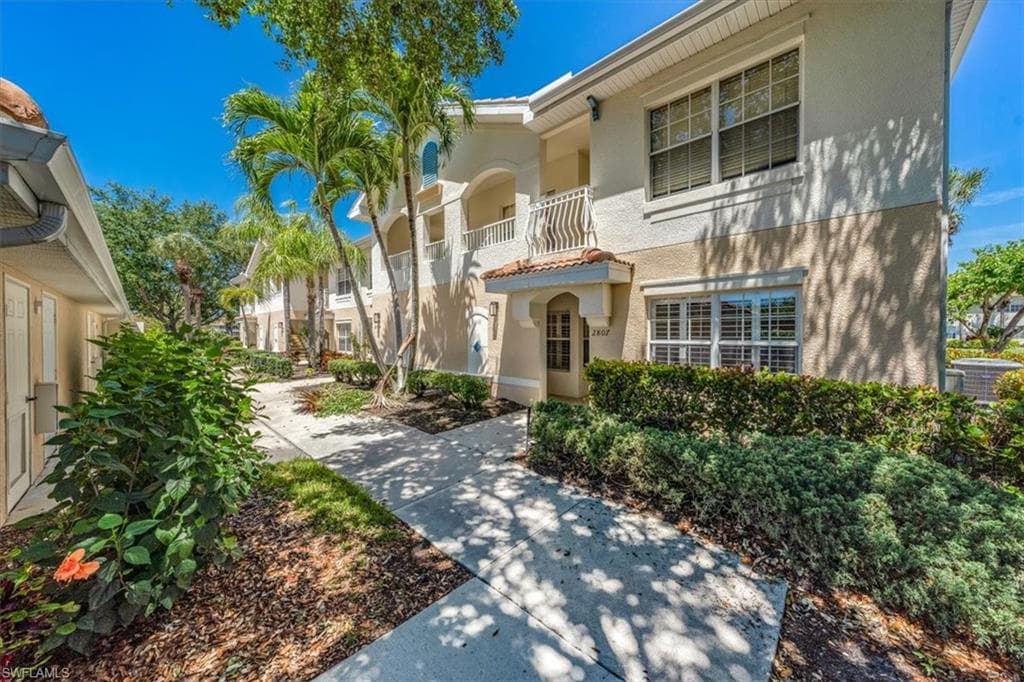 3009 Driftwood WAY # 2807, NAPLES FL 34109-2