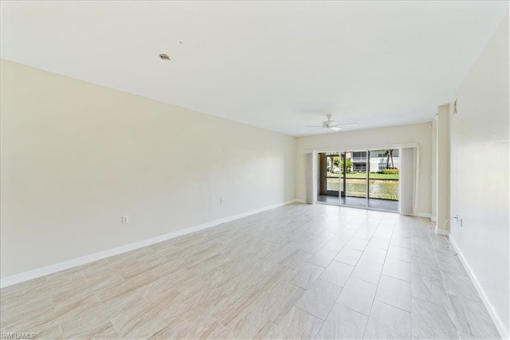 3009 Driftwood WAY # 2807, NAPLES FL 34109-3