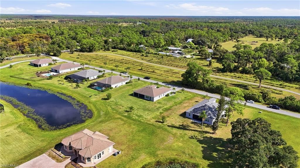 17040 Serengeti CIR, ALVA FL 33920-41