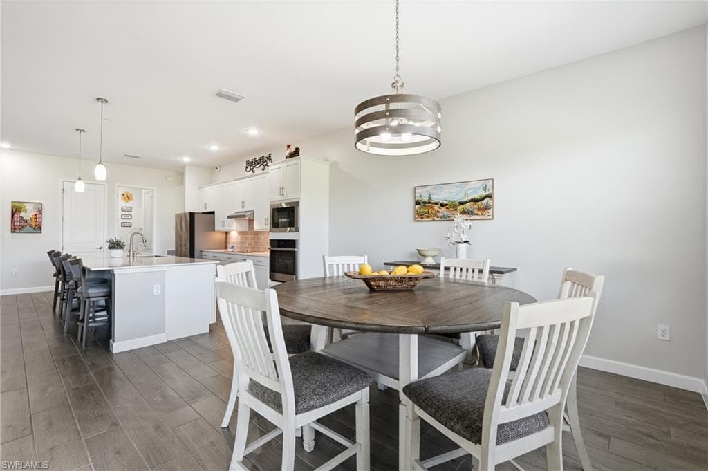 17040 Serengeti CIR, ALVA FL 33920-13