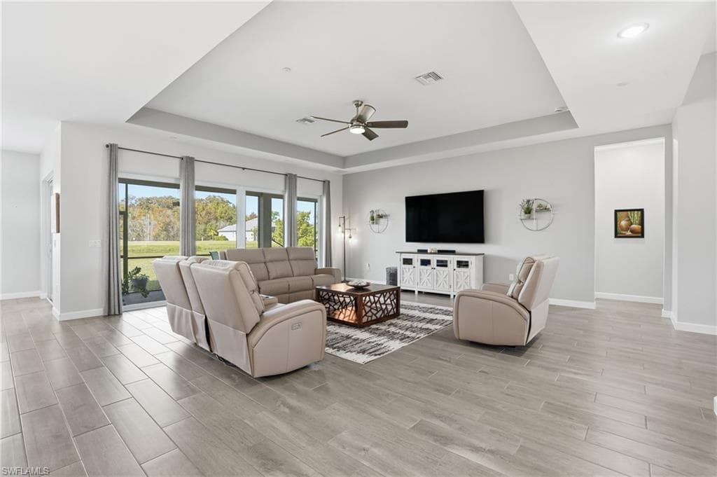 17040 Serengeti CIR, ALVA FL 33920-7