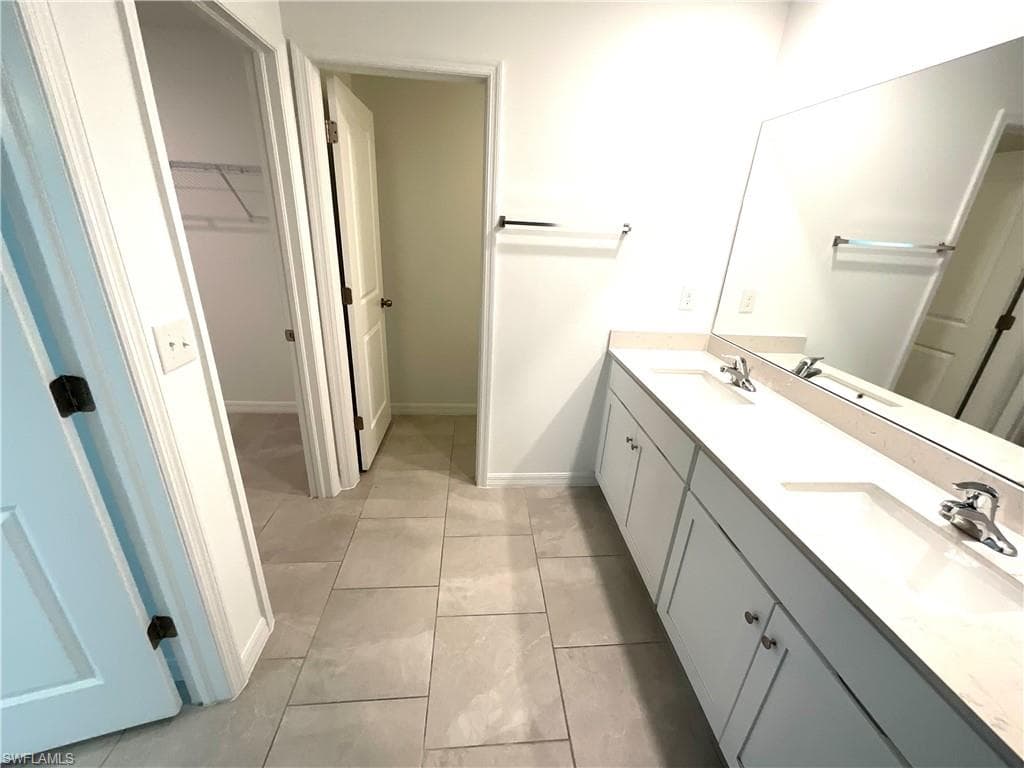 3905 Treasure Oak WAY, FORT MYERS FL 33905-11