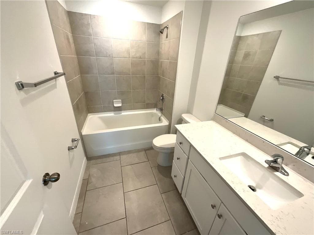 3905 Treasure Oak WAY, FORT MYERS FL 33905-19