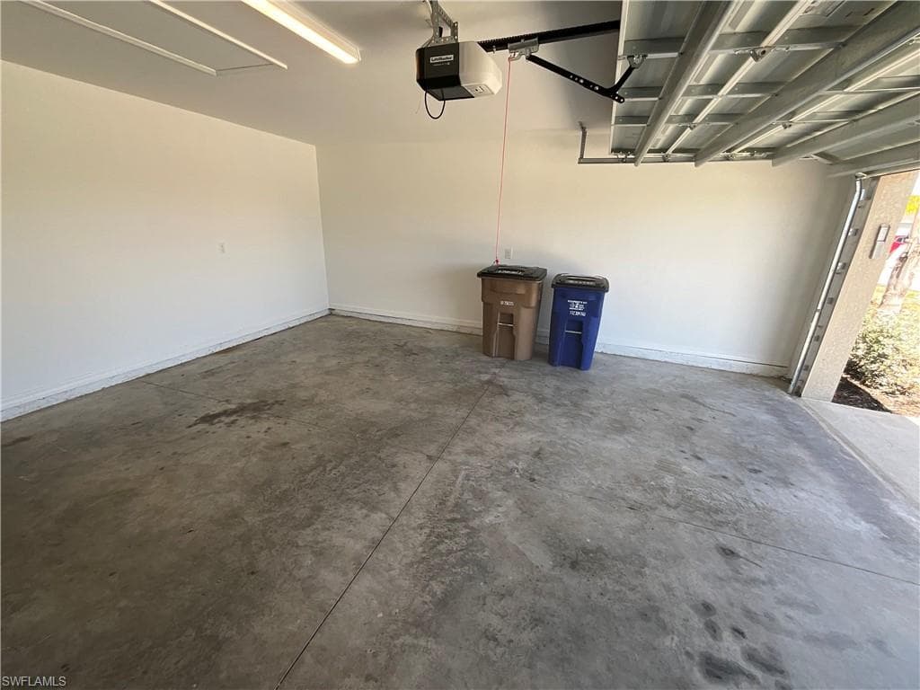 3905 Treasure Oak WAY, FORT MYERS FL 33905-23