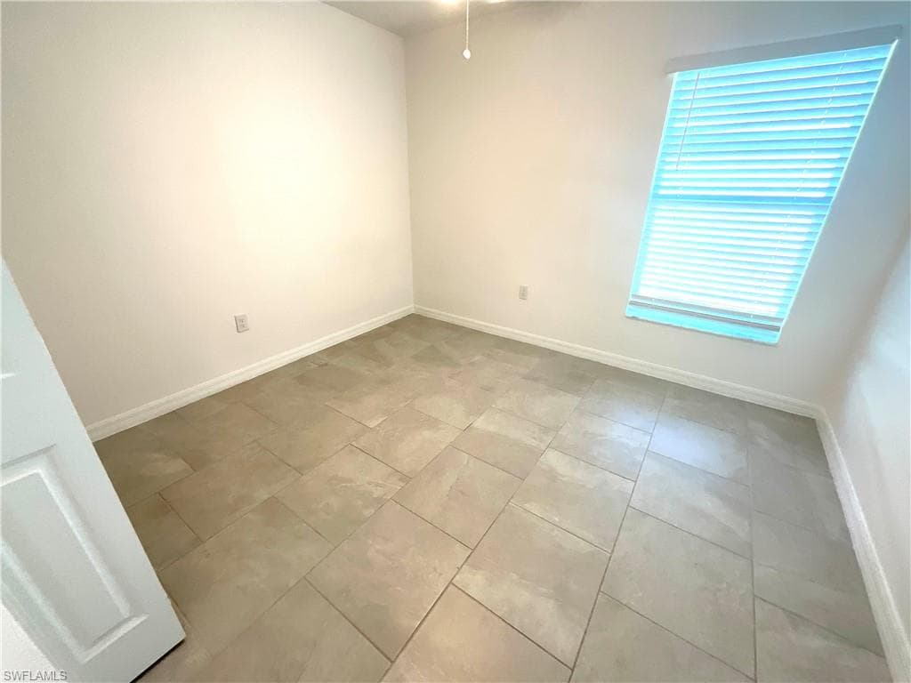 3905 Treasure Oak WAY, FORT MYERS FL 33905-14