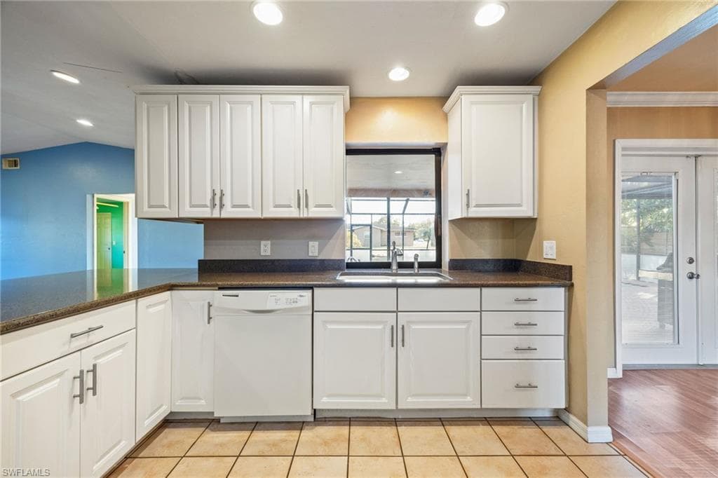 134 Gibson ST, FORT MYERS FL 33905-15