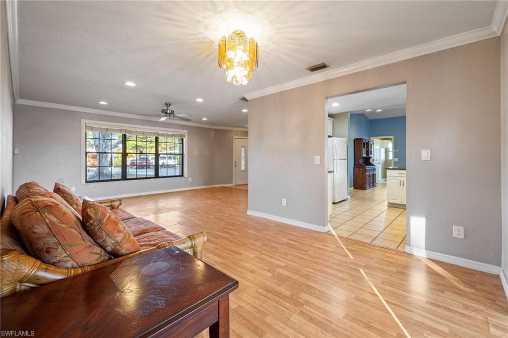 134 Gibson ST, FORT MYERS FL 33905-8