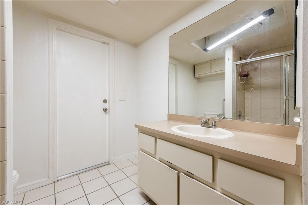 134 Gibson ST, FORT MYERS FL 33905-24