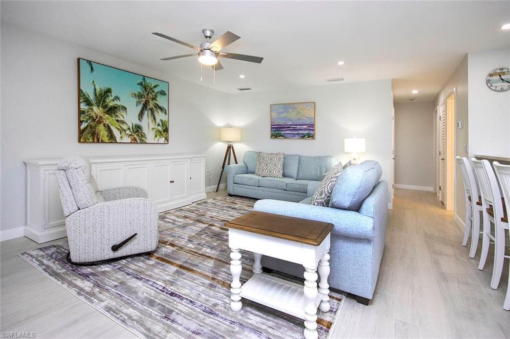 827 E Gulf DR # E4, SANIBEL FL 33957-4