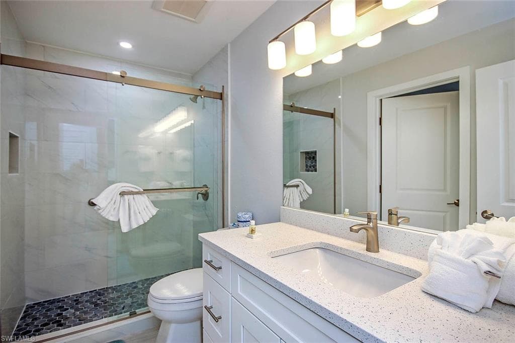 827 E Gulf DR # E4, SANIBEL FL 33957-13