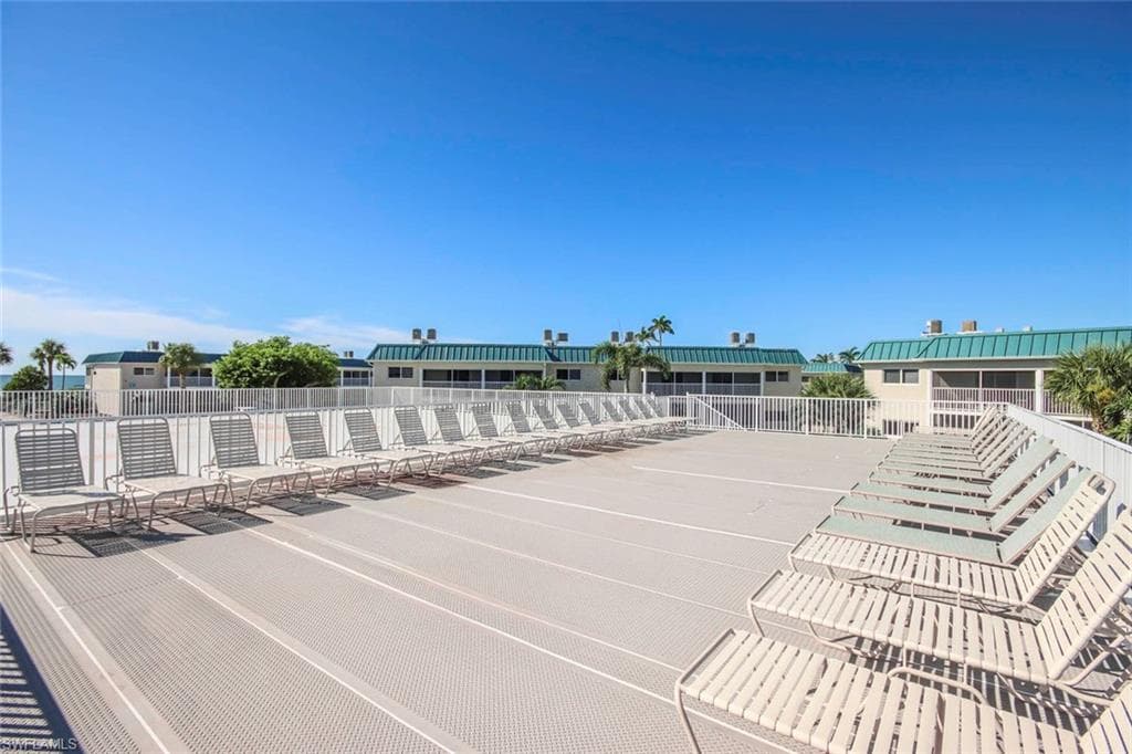 827 E Gulf DR # E4, SANIBEL FL 33957-28