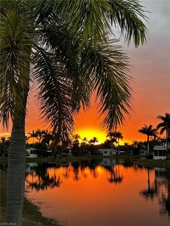 1197 Diamond Lake CIR, NAPLES FL 34114-4