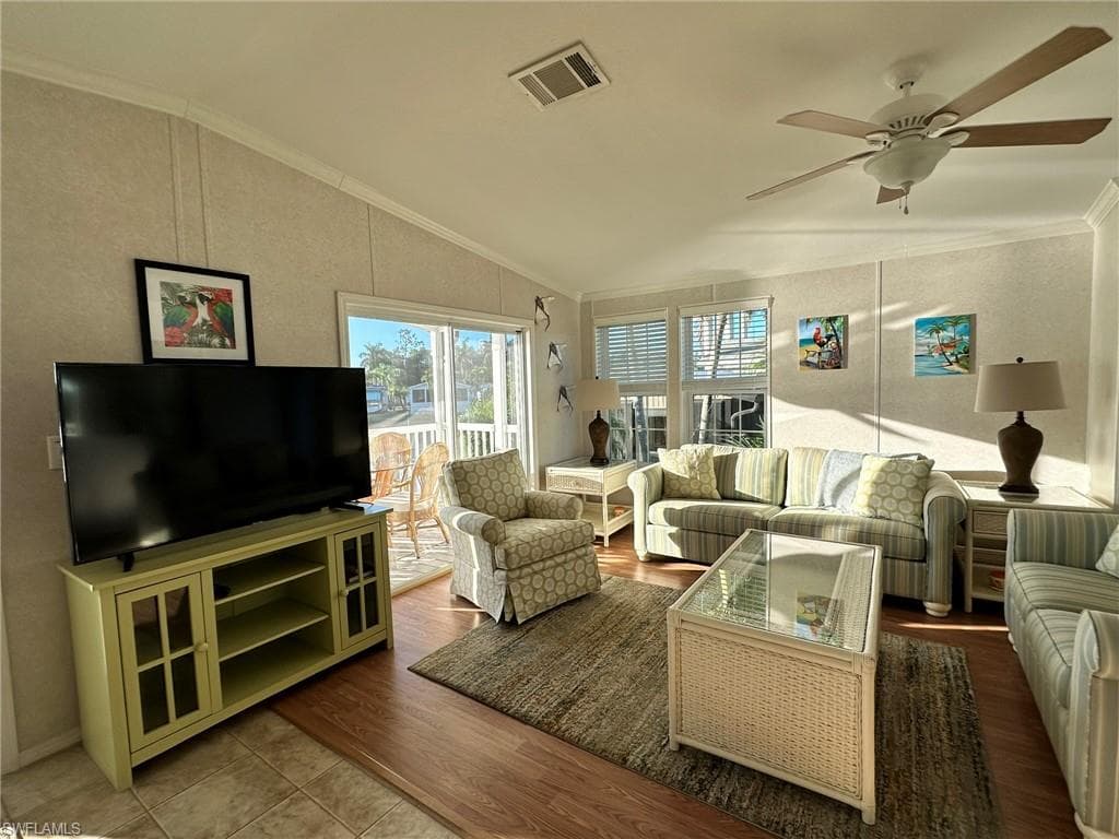 1197 Diamond Lake CIR, NAPLES FL 34114-8