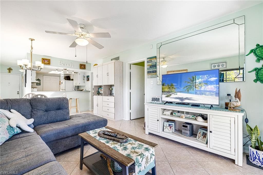 27 Greenbrier ST # 109, MARCO ISLAND FL 34145-12