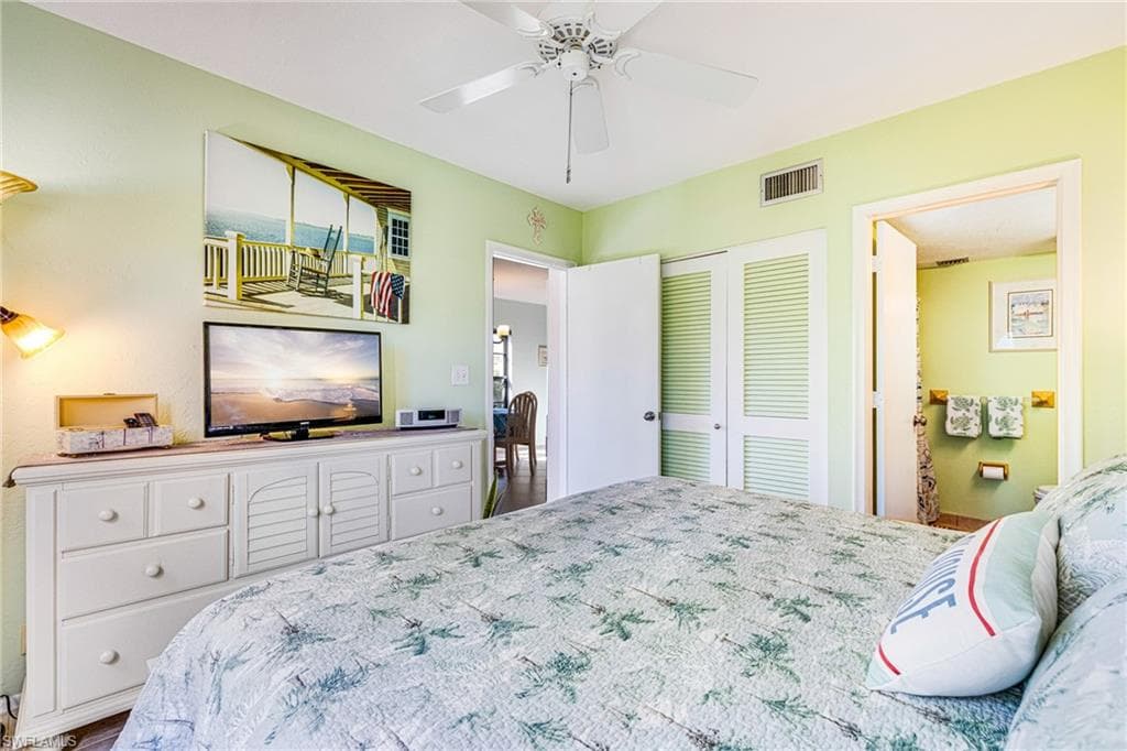 27 Greenbrier ST # 109, MARCO ISLAND FL 34145-15