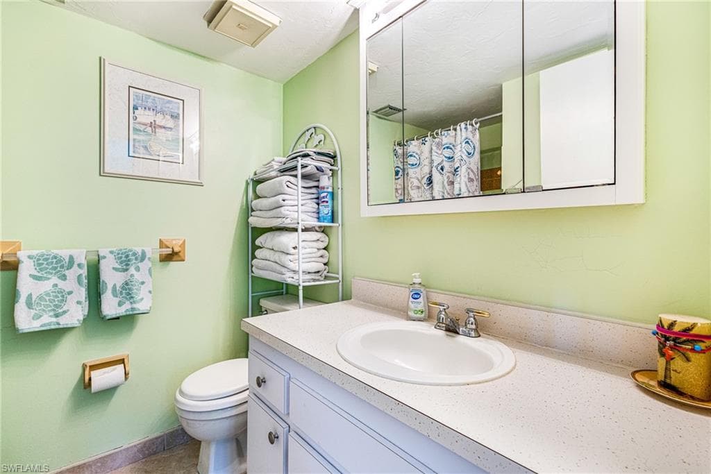 27 Greenbrier ST # 109, MARCO ISLAND FL 34145-18