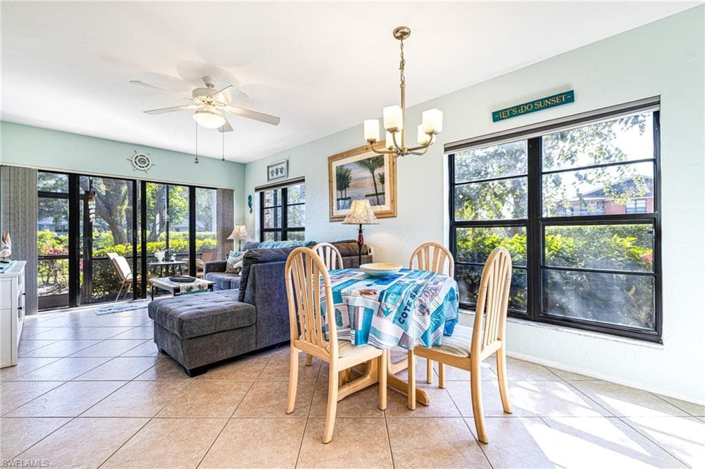 27 Greenbrier ST # 109, MARCO ISLAND FL 34145-7