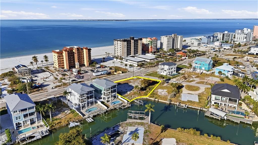 601 Estero BLVD-2