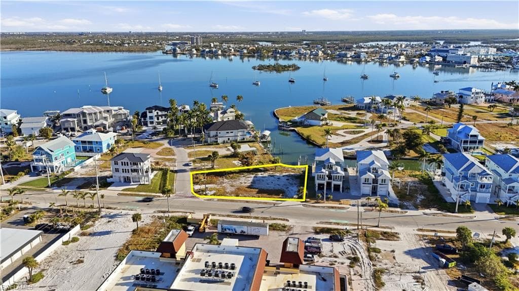 601 Estero BLVD-9