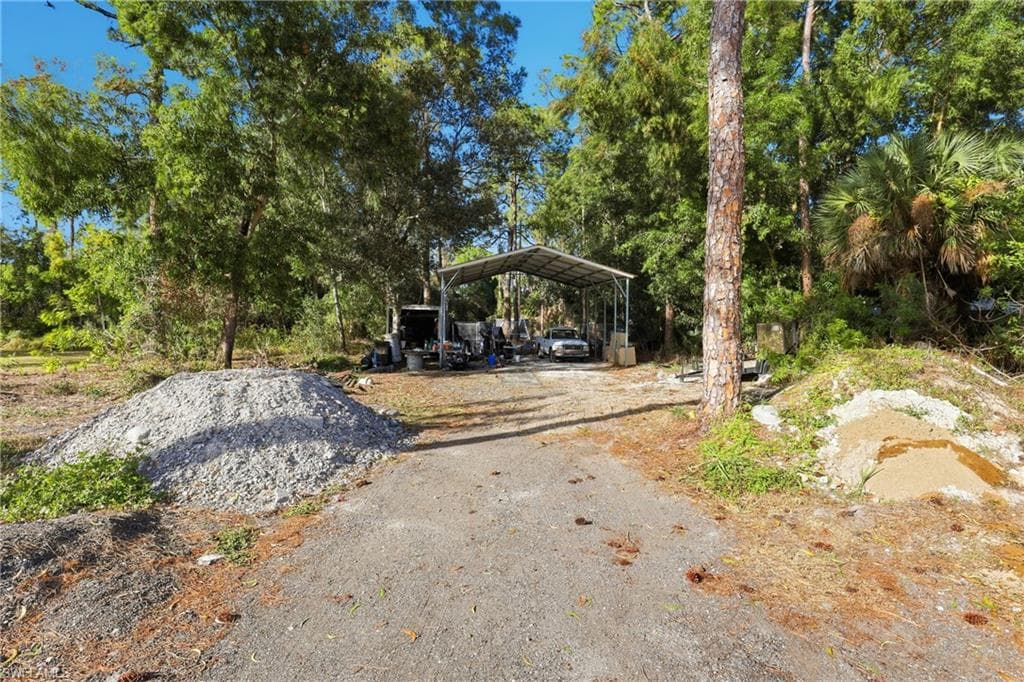 6005 Star Grass LN, NAPLES FL 34116-37