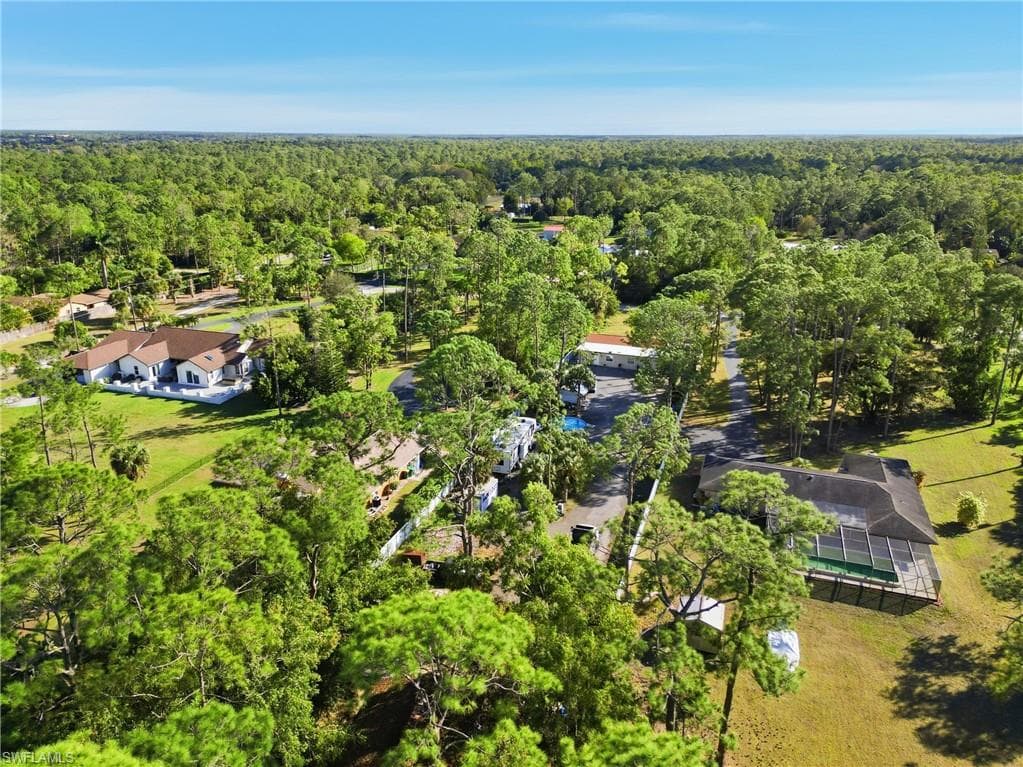 6005 Star Grass LN, NAPLES FL 34116-43