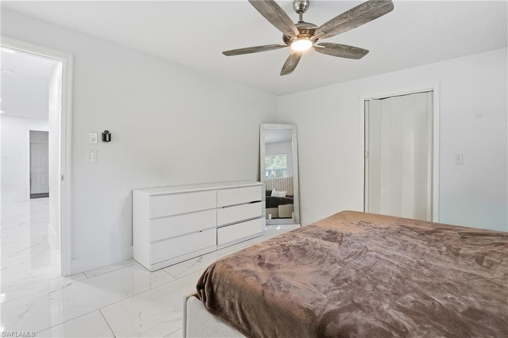 6005 Star Grass LN, NAPLES FL 34116-24