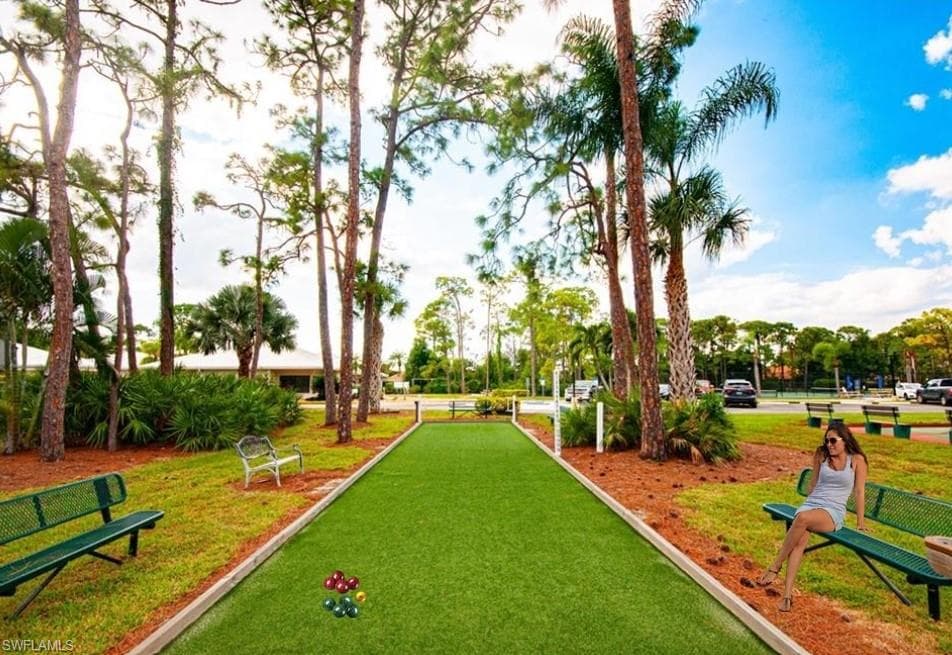3650 Sunland LN-26