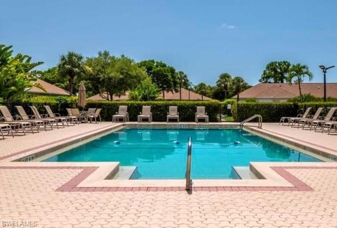 3650 Sunland LN-27