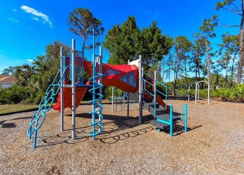 3650 Sunland LN-32