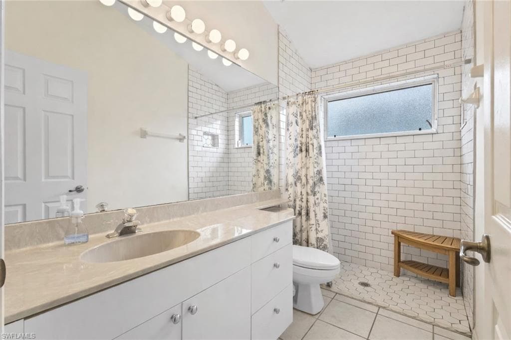3650 Sunland LN-13