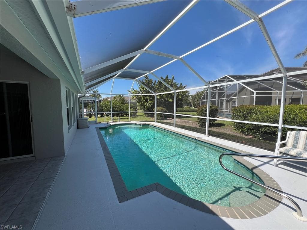 3650 Sunland LN-38