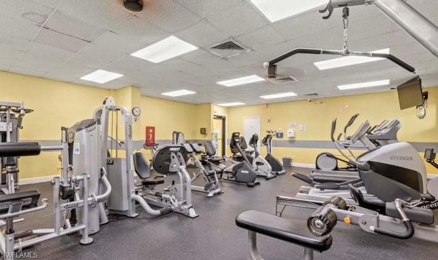 3650 Sunland LN-28