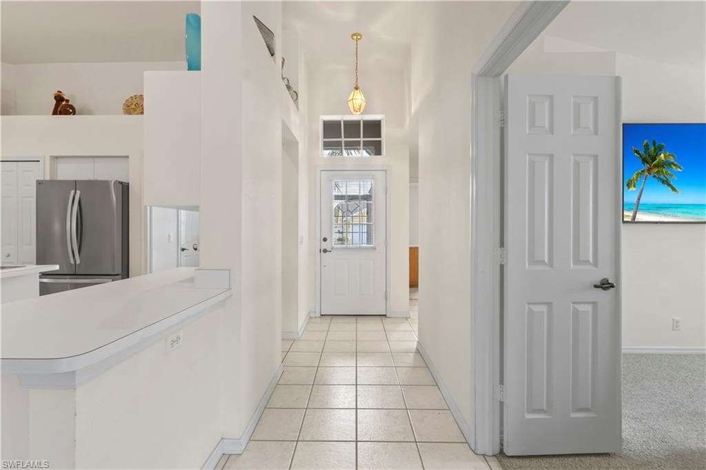 3650 Sunland LN-3